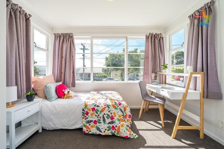 Photo of property in 2/101 Wilkie Crescent, Naenae, Lower Hutt, 5011