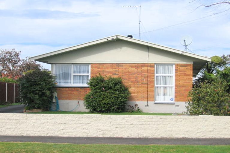 Photo of property in 56 Mears Road, St Andrews, Hamilton, 3200