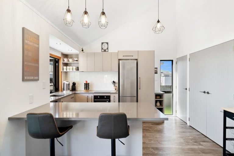 Photo of property in 541a Pukehina Parade, Pukehina, Te Puke, 3189