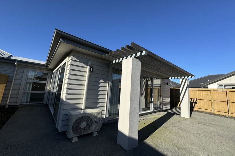 Photo of property in 76 Sioux Avenue, Wigram, Christchurch, 8042