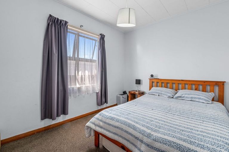 Photo of property in 18 Corlett Street, Utuhina, Rotorua, 3015