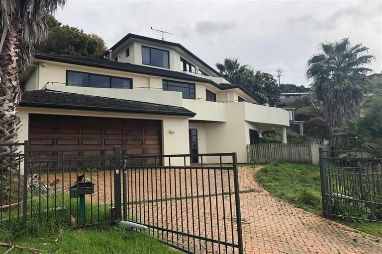 Photo of property in 55 Penguin Drive, Murrays Bay, Auckland, 0630