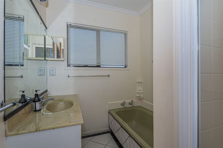 Photo of property in 123a Onerahi Road, Onerahi, Whangarei, 0110