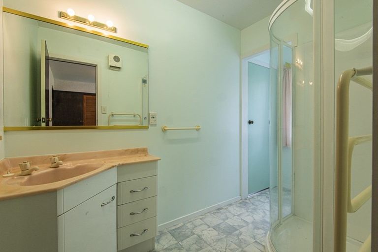 Photo of property in 14 Elgin Place, Te Kamo, Whangarei, 0112