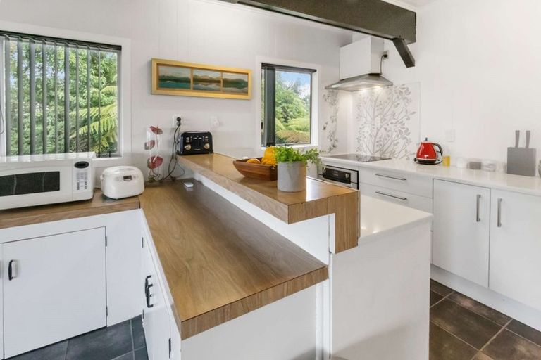 Photo of property in 39 Mountain Road, Western Heights, Rotorua, 3015