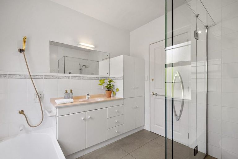 Photo of property in 111 Deep Creek Road, Torbay, Auckland, 0630