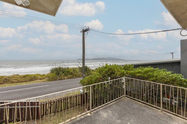 Photo of property in 120 The Parade, Paekakariki, 5034