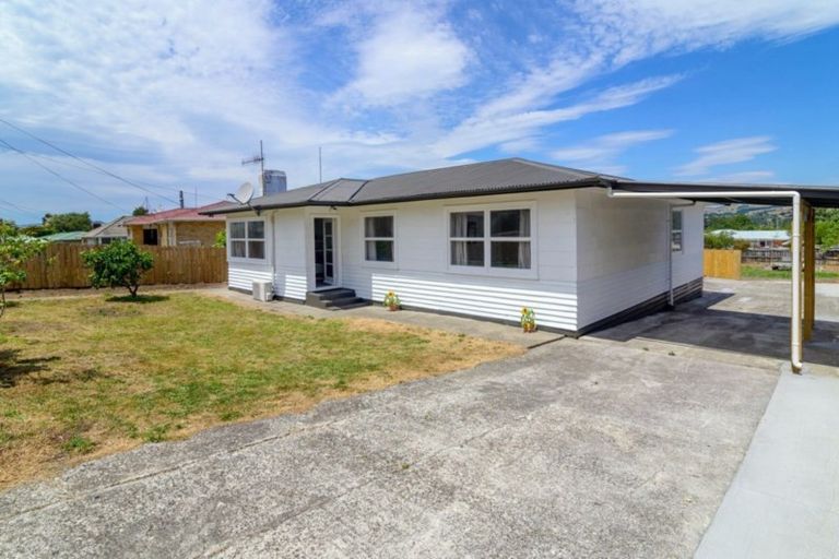 Photo of property in 18 Turner Drive, Western Heights, Rotorua, 3015
