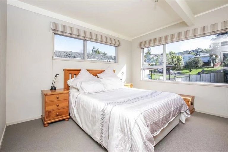 Photo of property in 52 Lynden Avenue, Hillcrest, Auckland, 0627