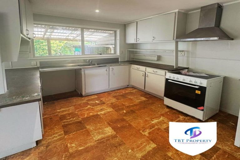 Photo of property in 27 Burndale Terrace, Manurewa, Auckland, 2102