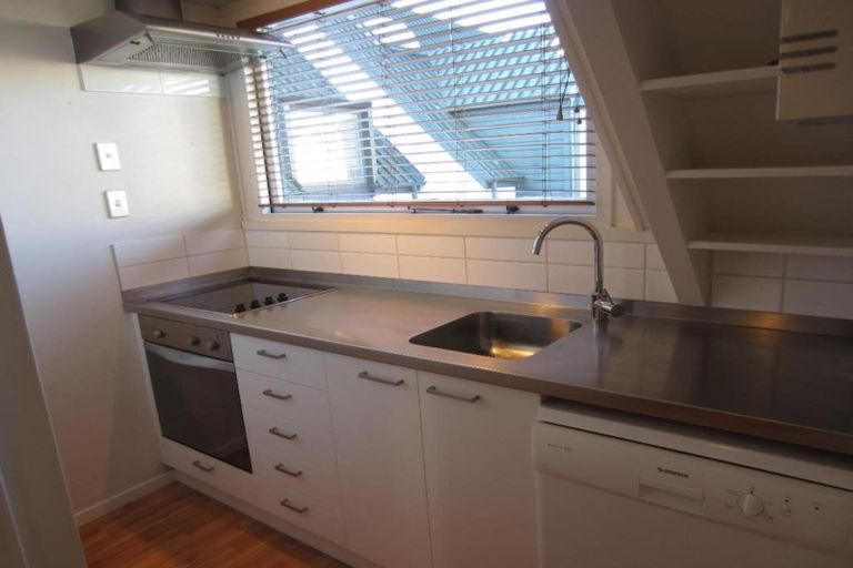 Photo of property in 10/12 Shrewsbury Street, Merivale, Christchurch, 8014