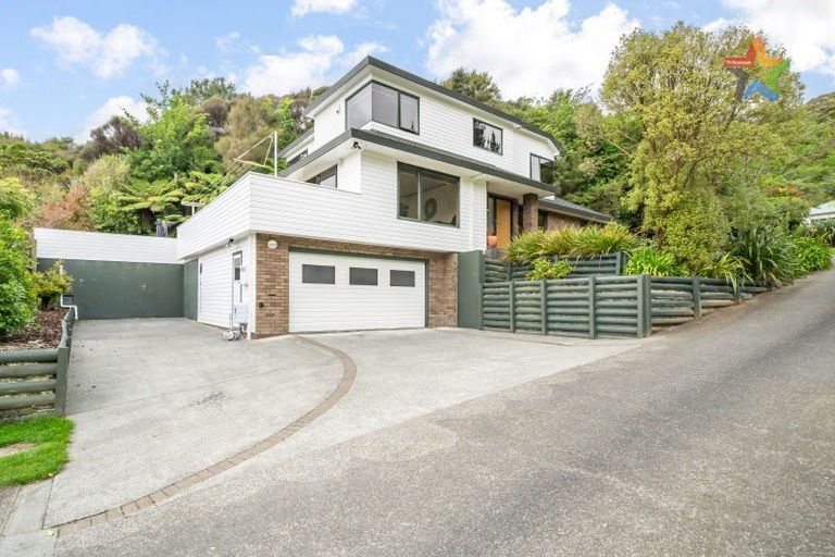 Photo of property in 45b Holland Street, Wainuiomata, Lower Hutt, 5014
