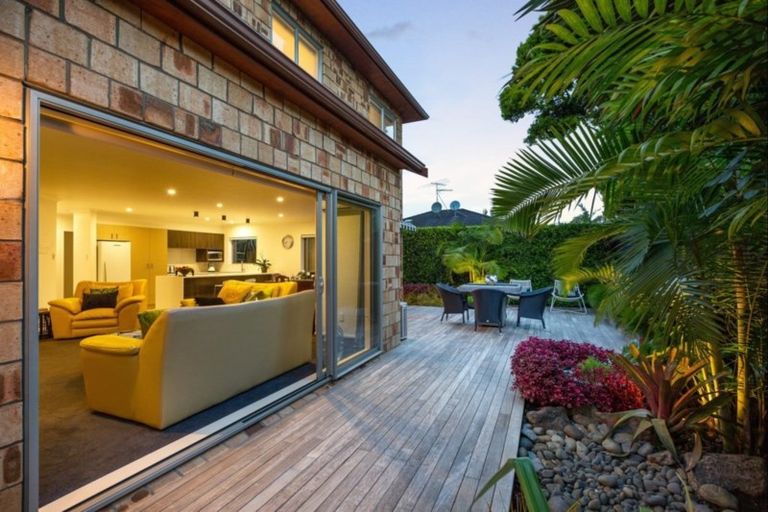 Photo of property in 30b Riverside Road, Orewa, 0931
