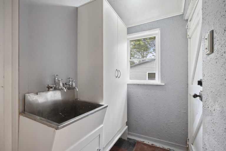 Photo of property in 15 Rira Street, Marton, 4710