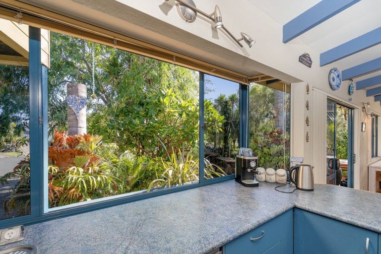 Photo of property in 15 Hilldale Crescent, Kuaotunu West, Whitianga, 3592