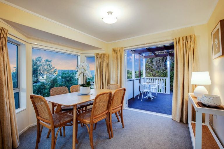 Photo of property in 1 Anaheim Place, Churton Park, Wellington, 6037