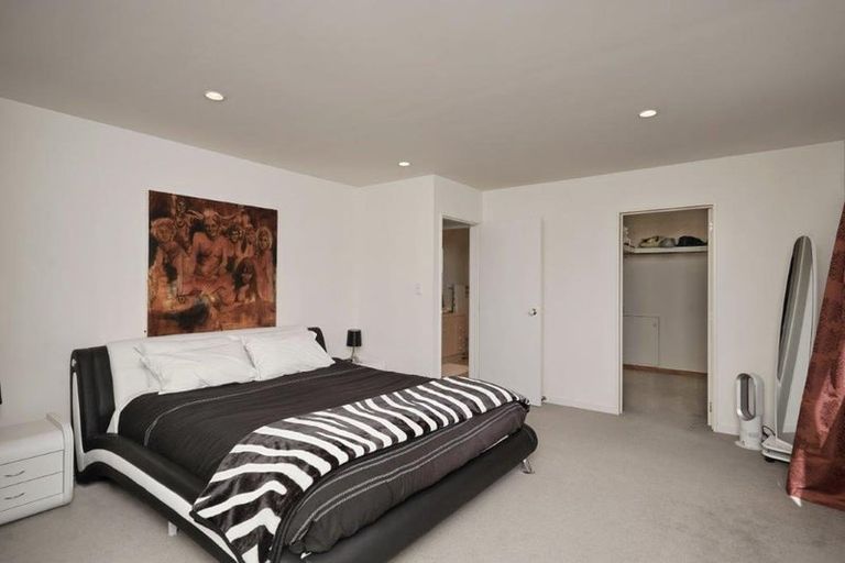 Photo of property in 114 Mccormacks Bay Road, Mount Pleasant, Christchurch, 8081