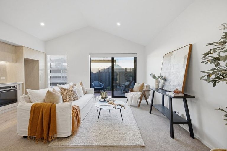 Photo of property in 2 Evatt Street, Bryndwr, Christchurch, 8053