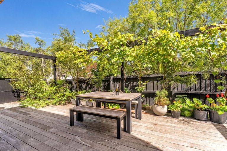 Photo of property in 53a Edward Avenue, Edgeware, Christchurch, 8013