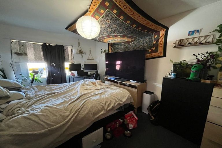 Photo of property in 22 Stafford Street, Mount Victoria, Wellington, 6011