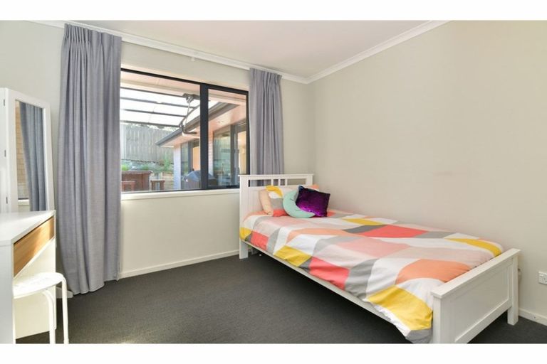 Photo of property in 38 Otanerua Road, Hatfields Beach, Orewa, 0931