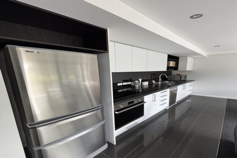 Photo of property in Nouvo Apartments, 2b/21 Rugby Street, Mount Cook, Wellington, 6021