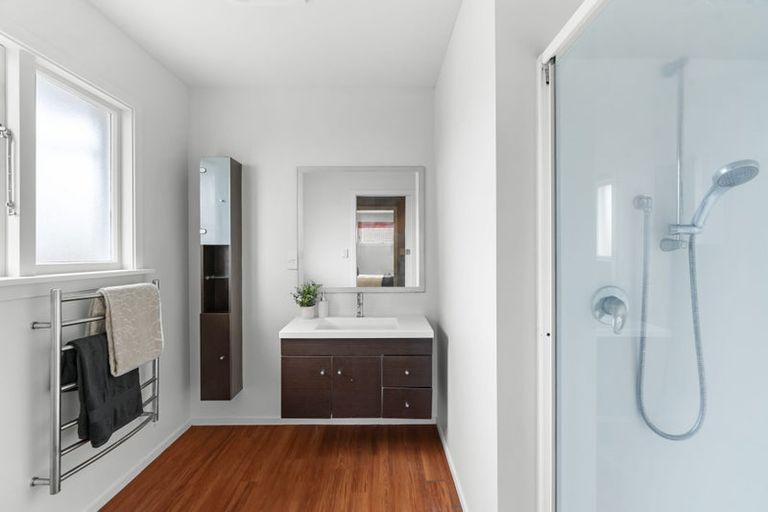 Photo of property in 37 Bourne Crescent, Papanui, Christchurch, 8053