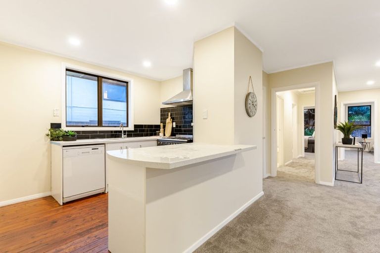 Photo of property in 2 Te Pene Avenue, Titahi Bay, Porirua, 5022