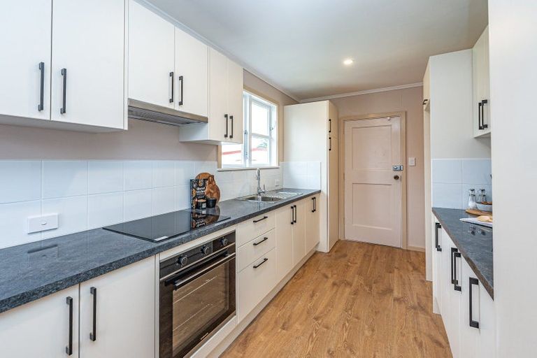 Photo of property in 60 Harper Street, Gonville, Whanganui, 4501