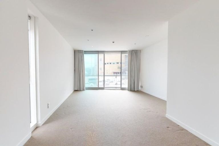 Photo of property in Portal Apartments, 1d/42 Cable Street, Te Aro, Wellington, 6011