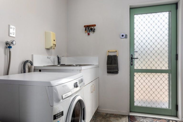 Photo of property in 27 Putiki Road, Edgecumbe, Whakatane, 3193