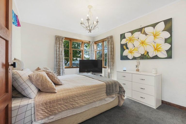 Photo of property in 4 Humphries Street, Greytown, 5712