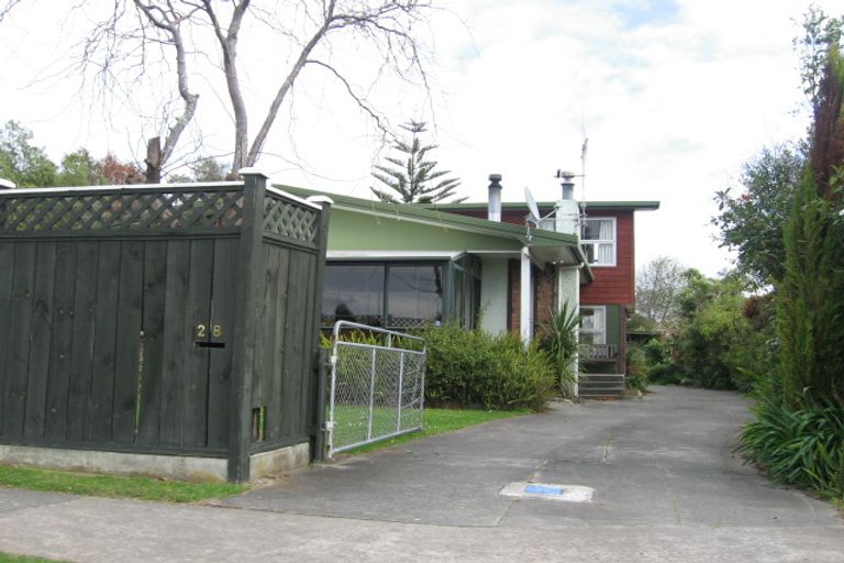Photo of property in 28 Summerhill Drive, Fitzherbert, Palmerston North, 4410
