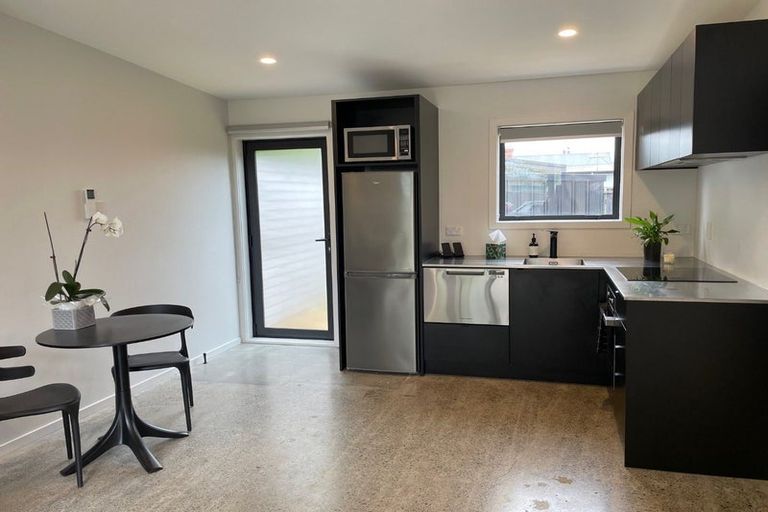 Photo of property in 28 Mere Mere Avenue, Palmerston North, 4414