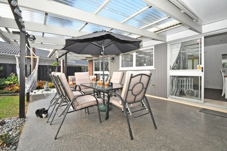 Photo of property in 13 Barnhill Crescent, Pahurehure, Papakura, 2113