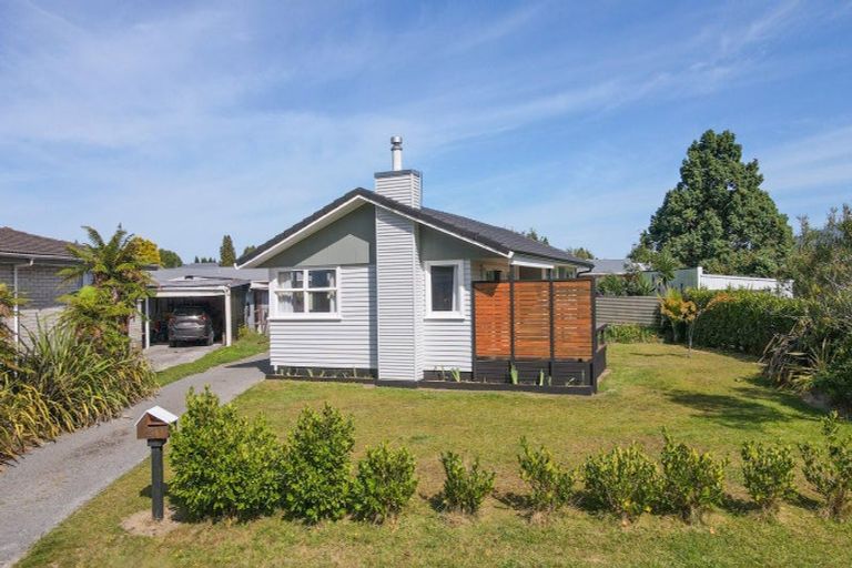 Photo of property in 25 Clouston Crescent, Fenton Park, Rotorua, 3010