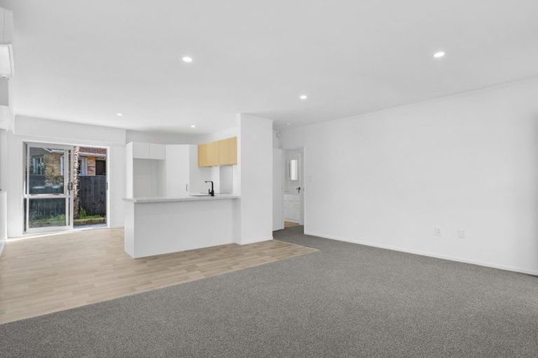 Photo of property in 110a Hinewa Road, Otumoetai, Tauranga, 3110