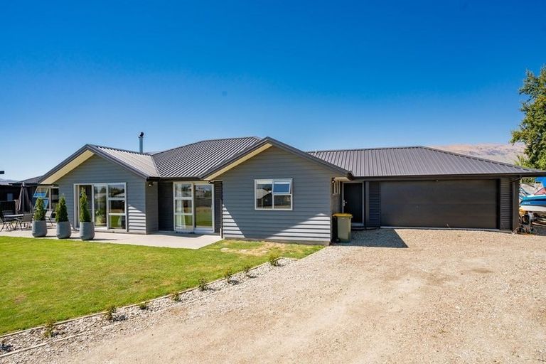 Photo of property in 12 Turnbull Crescent, Wanaka, 9305