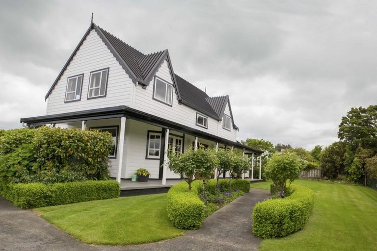 Photo of property in 3 Maclaurin Street, Dannevirke, 4930