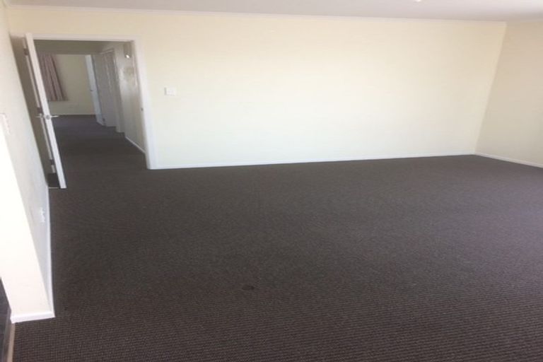 Photo of property in 57 Banks Street, Marfell, New Plymouth, 4310