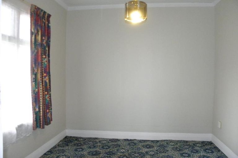 Photo of property in 43 Hastings Street, Ohai, 9635