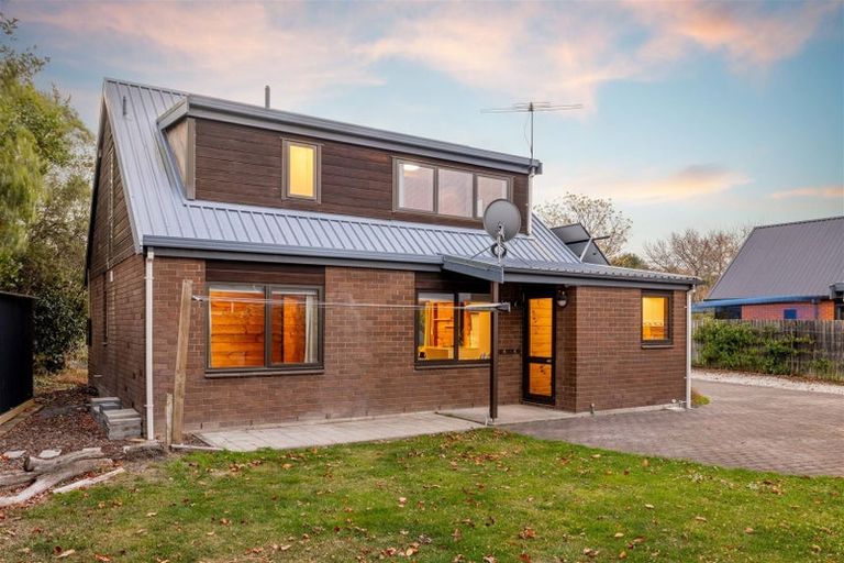 Photo of property in 153 Hawthornden Road, Avonhead, Christchurch, 8042