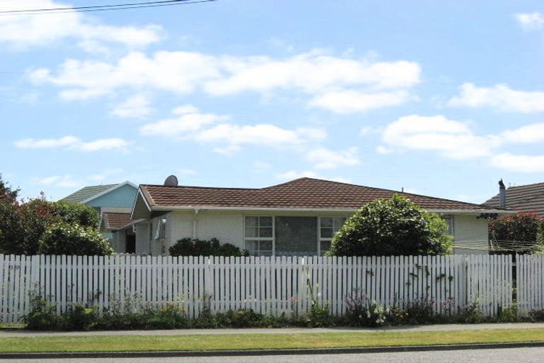 Photo of property in 1/19 Dinton Street, Russley, Christchurch, 8042