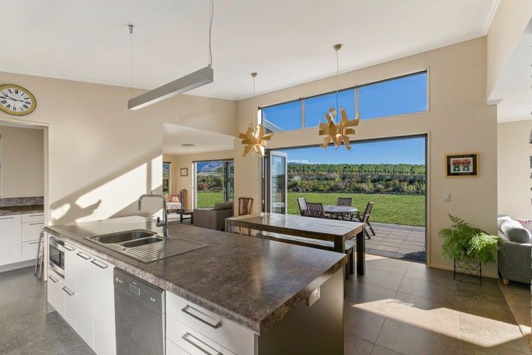 Photo of property in 130a Mcarthur Road, Springvale, Alexandra, 9391