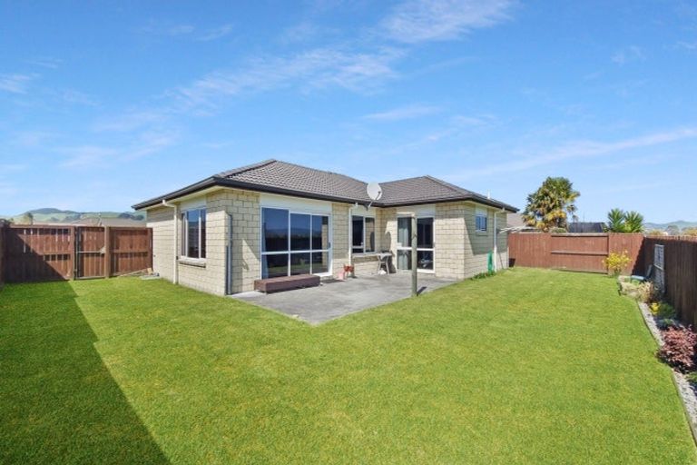 Photo of property in 27 Carroll Place, Owhata, Rotorua, 3010