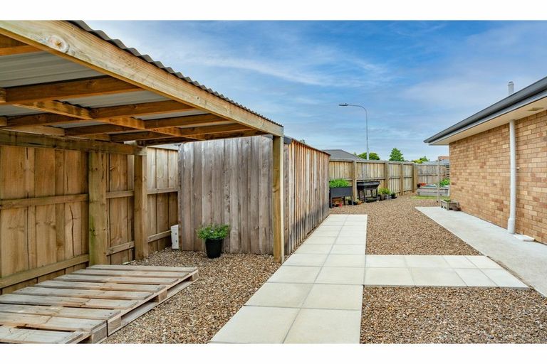 Photo of property in 14 Ruru Place, Oxford, 7430