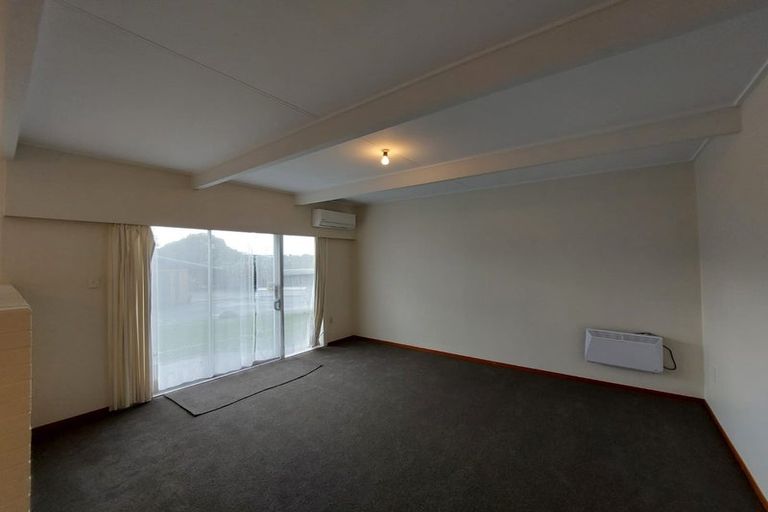 Photo of property in 43a Lismore Street, Strandon, New Plymouth, 4312