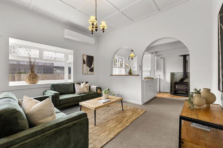 Photo of property in 12a Bankart Street, Raglan, 3225