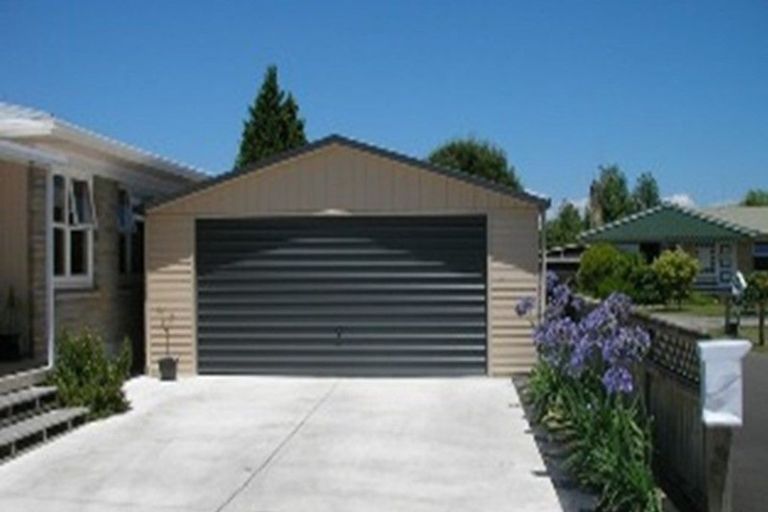 Photo of property in 7 Saint Lukes Place, Bader, Hamilton, 3206