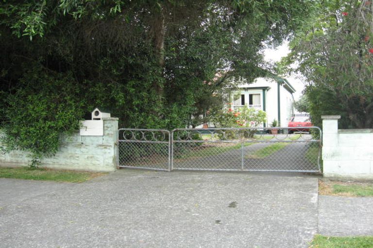 Photo of property in 17 King Street, Feilding, 4702